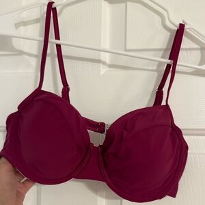 Women's Underwire Magenta Bikini Top